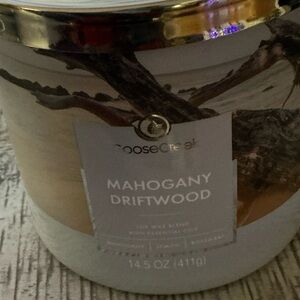 Goose Creek Mahogany Driftwood Candle